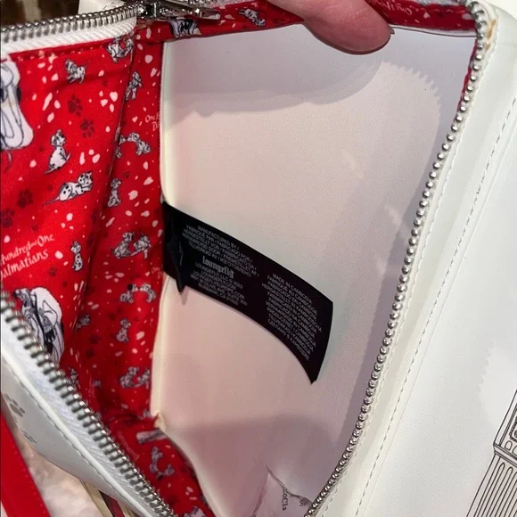 Loungefly NWT! Disney 101 Dalmatians Classic Book Convertible Crossbody/Backpack - Picture 13 of 17